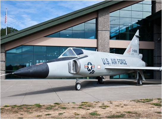 Convair F102 Delta Dagger pictures